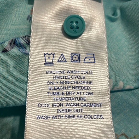 Hurley Teal Hang-Ten Pineapple Hawaiian-Style Short-Sleeve Button Down Shirt - Picture 9 of 9